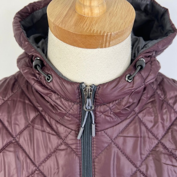 New Balance Quilted Jacket - Picture 4 of 11